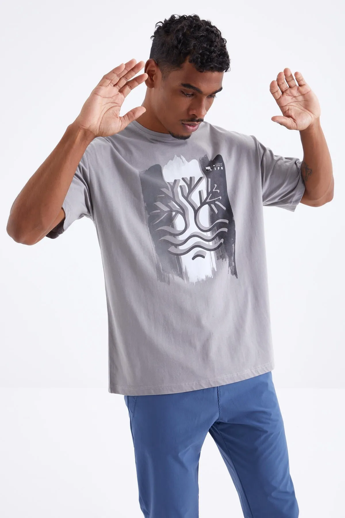 büyük baskili o yaka erkek oversize t-shirt - 88095