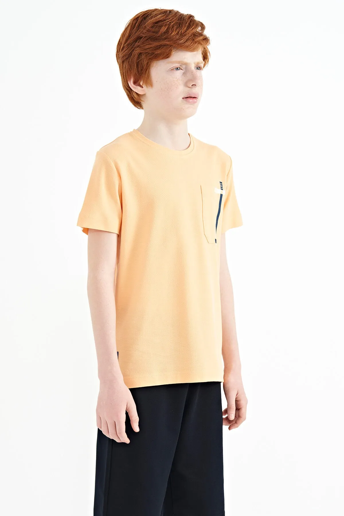 cep detayli o yaka standart kalip erkek çocuk t-shirt - 11120