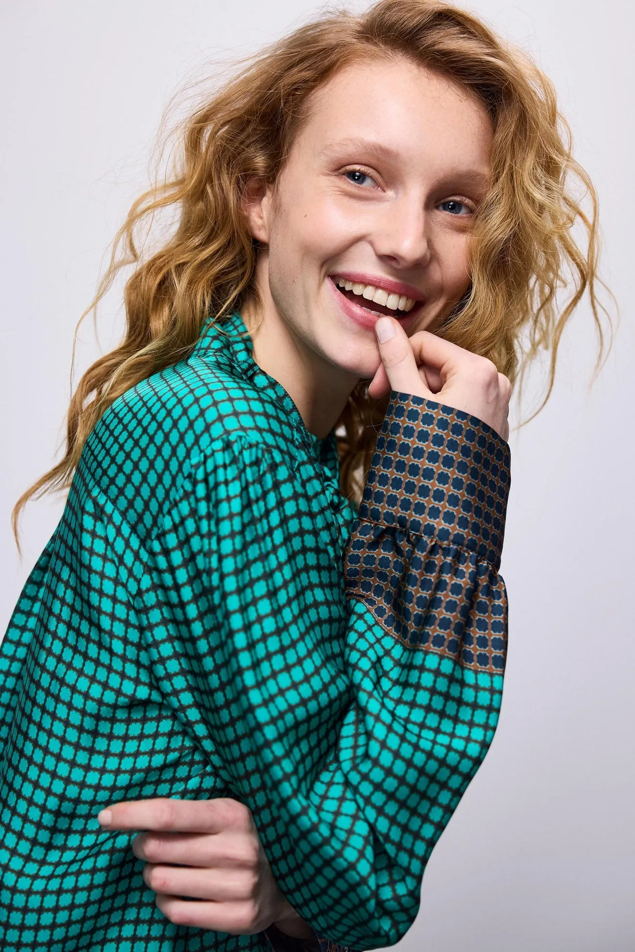 Summum Turquoise/Navy Printed Balloon Sleeve Shirt